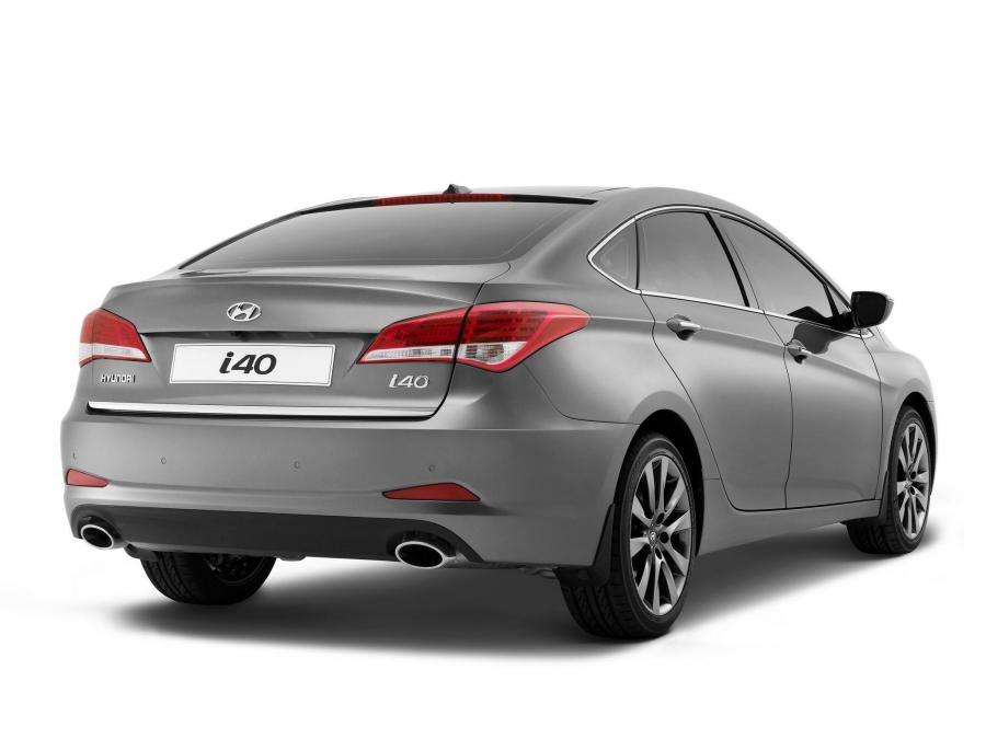  Hyundai i40 Sedan 2011 года  (фото 8 из 39)